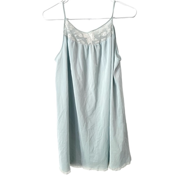 Vintage Baby Blue Lace Trimmed‎ Nightgown - Picture 1 of 4